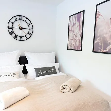 Business Apartment Fuer 2 - Kueche - Parkplatz - Netflix Crailsheim Extérieur photo