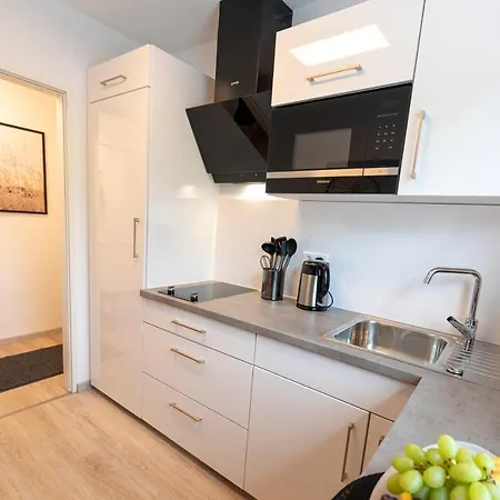 Business Apartment Fuer 2 - Kueche - Parkplatz - Netflix Crailsheim Extérieur photo