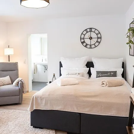 Business Apartment Fuer 2 - Kueche - Parkplatz - Netflix Crailsheim Extérieur photo